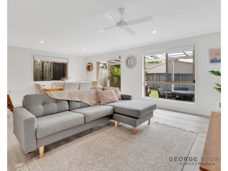 10 Regents Cct, Forest Lake QLD 4078