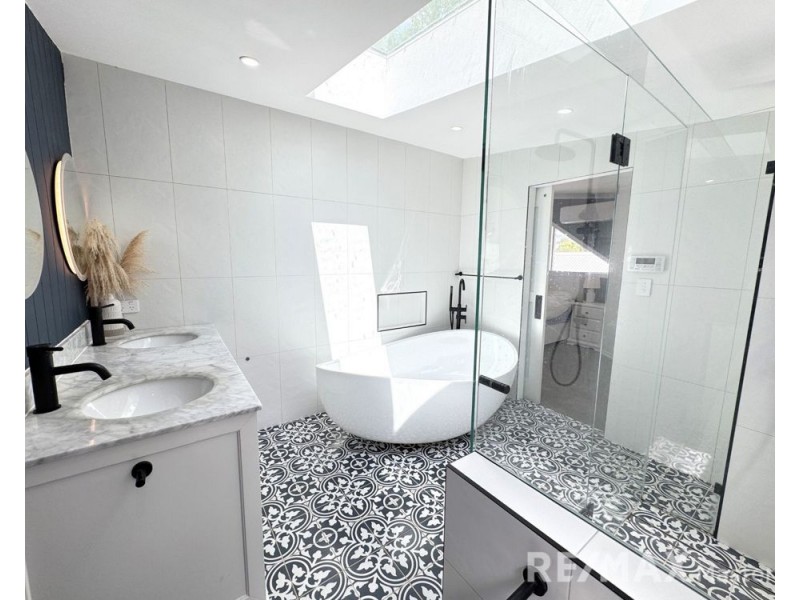 79 Banksia Circuit, Forest Lake QLD 4078