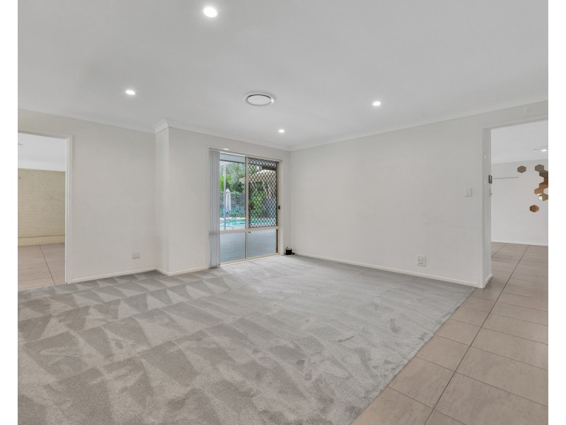 5 Balala Cl, Forest Lake QLD 4078