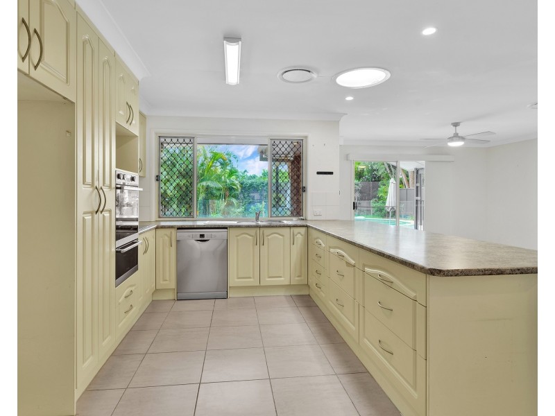 5 Balala Cl, Forest Lake QLD 4078