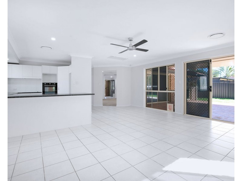 36 Colisa Crescent, Regents Park QLD 4118