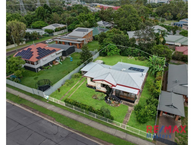 3 New Chum Road, Dinmore QLD 4303