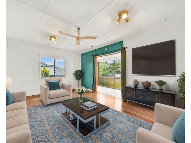 3 New Chum Road, Dinmore QLD 4303