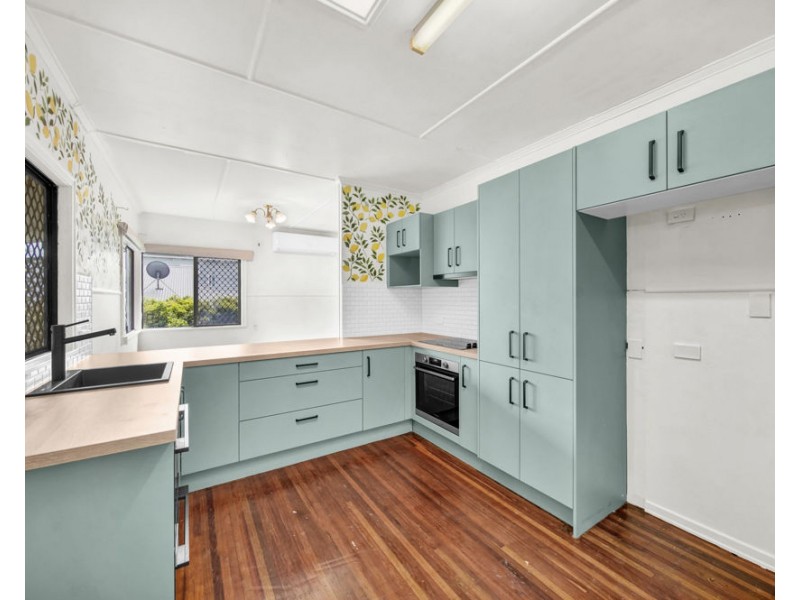 3 New Chum Road, Dinmore QLD 4303