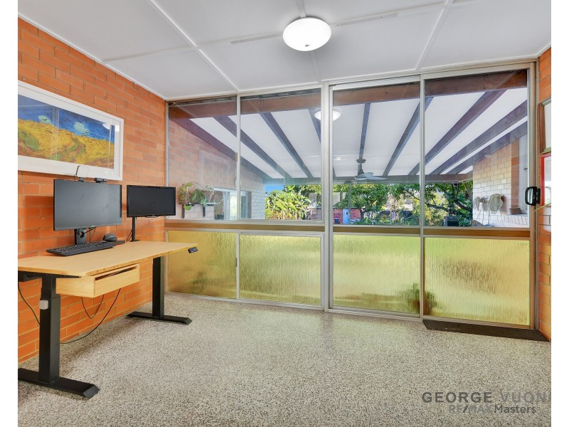 68 Southern Cross Ave, Darra QLD 4076