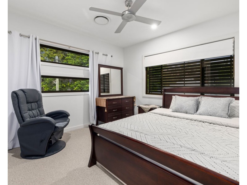 27 MORLEY STREET, Chelmer QLD 4068