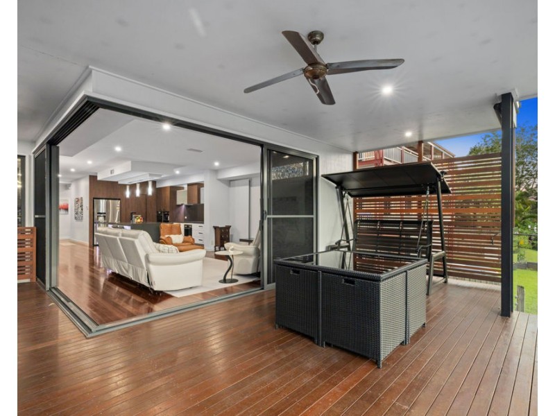 27 MORLEY STREET, Chelmer QLD 4068