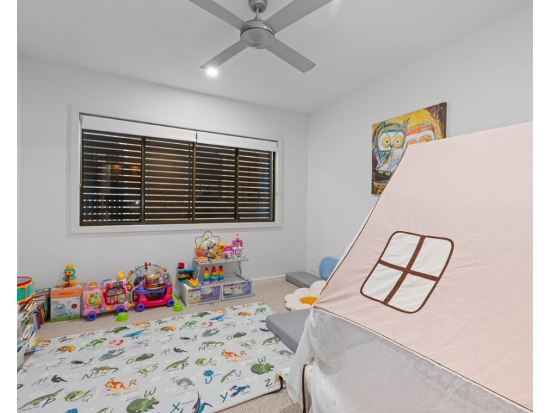 27 MORLEY STREET, Chelmer QLD 4068