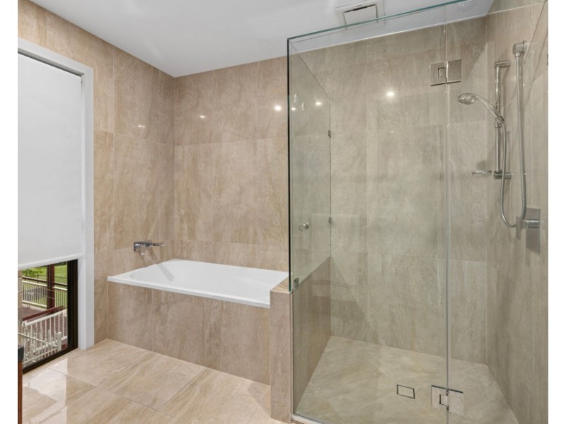 27 MORLEY STREET, Chelmer QLD 4068