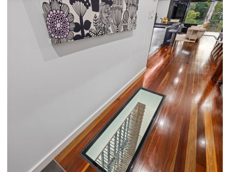 27 MORLEY STREET, Chelmer QLD 4068