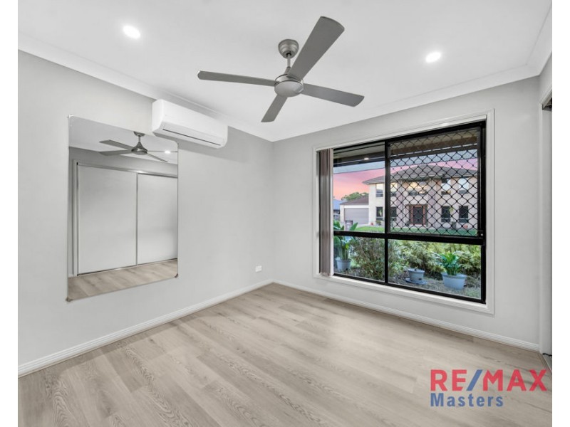 33 Aster Place, Calamvale QLD 4116