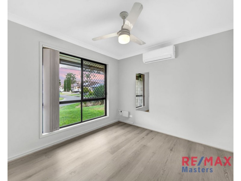 33 Aster Place, Calamvale QLD 4116
