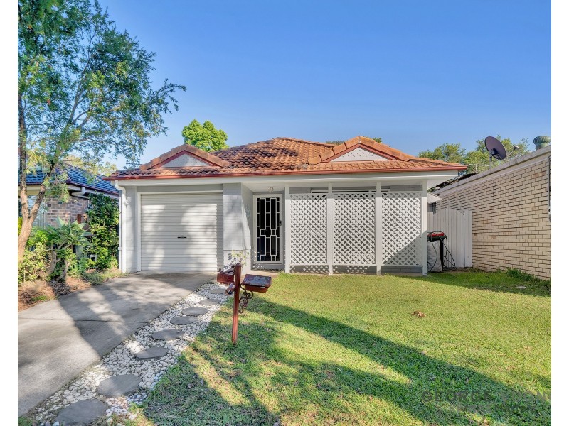 22 Teasel Cr, Forest Lake QLD 4078