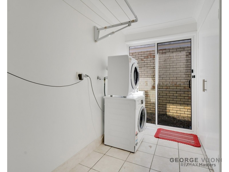 22 Teasel Cr, Forest Lake QLD 4078