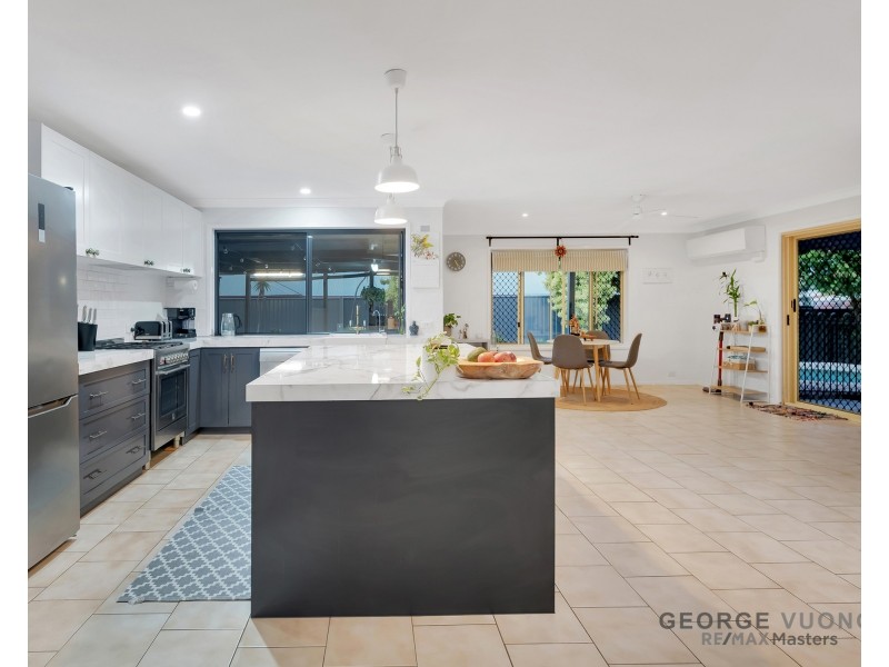 136 Banksia Circuit, Forest Lake QLD 4078