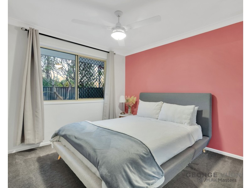 136 Banksia Circuit, Forest Lake QLD 4078