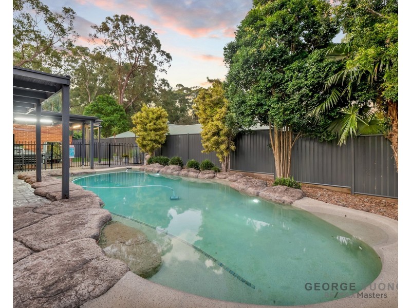 136 Banksia Circuit, Forest Lake QLD 4078