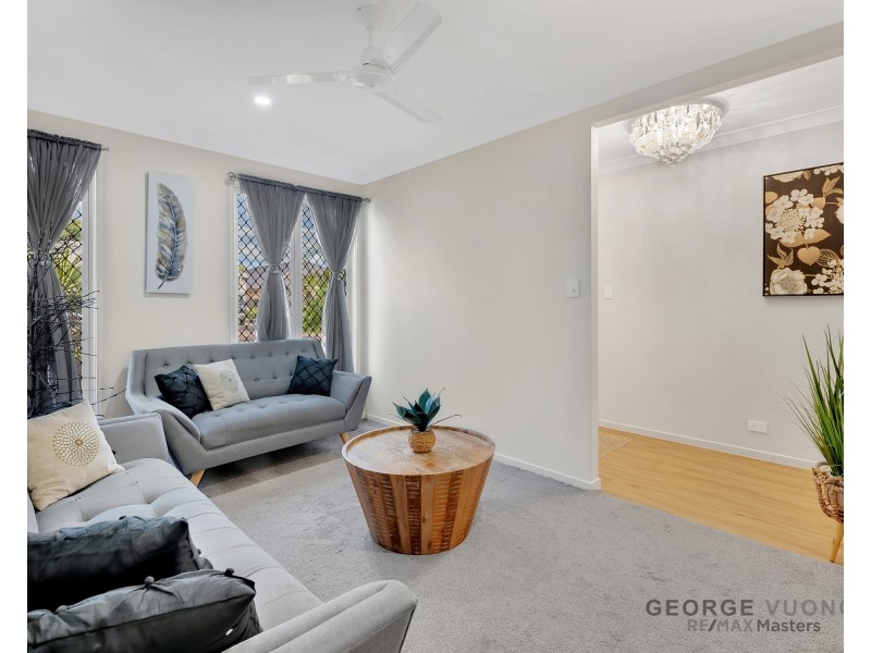 43 Invergarry Cct, Heathwood QLD 4110