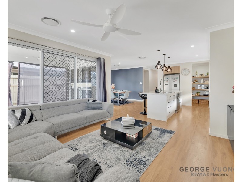 43 Invergarry Cct, Heathwood QLD 4110