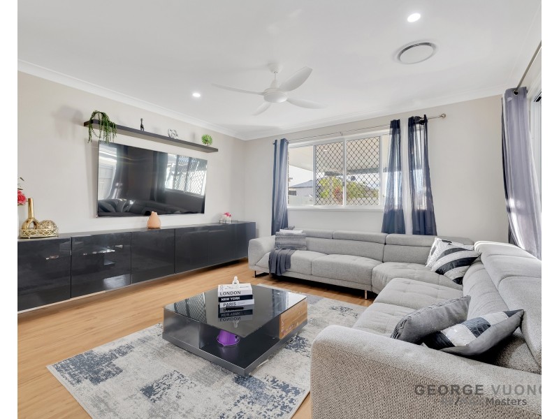 43 Invergarry Cct, Heathwood QLD 4110