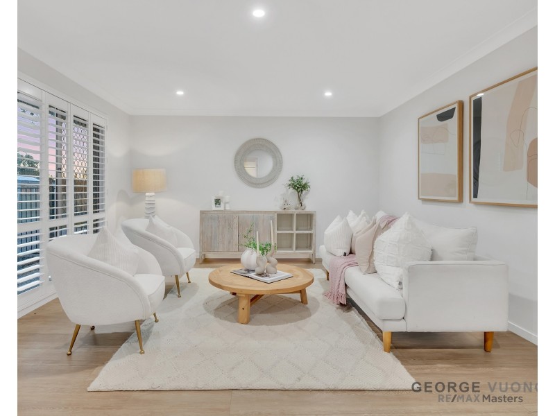 9 Robson St, Forest Lake QLD 4078