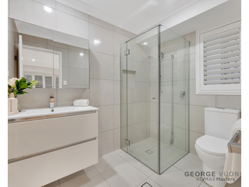 9 Robson St, Forest Lake QLD 4078