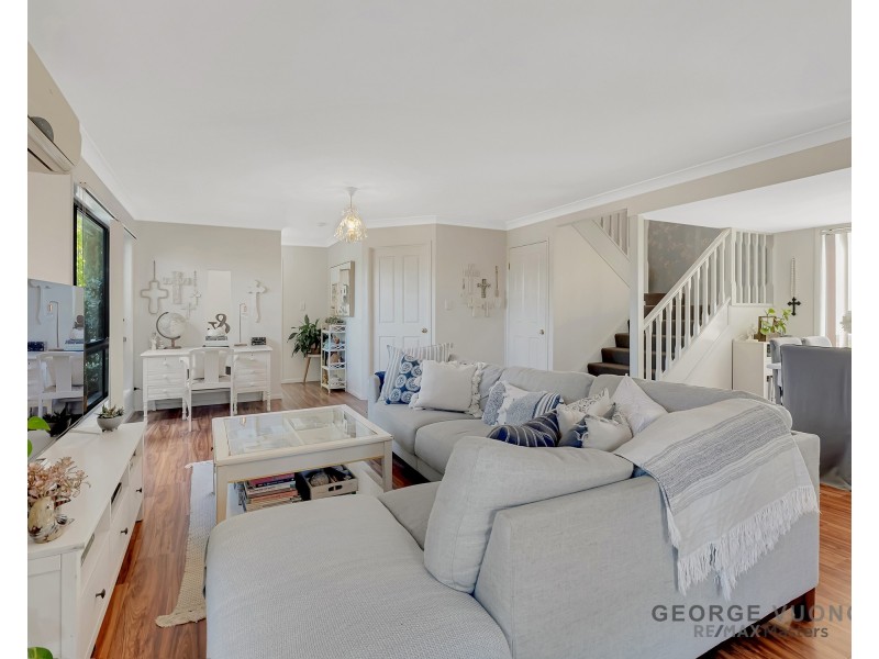 25 Mawson Pl, Forest Lake QLD 4078