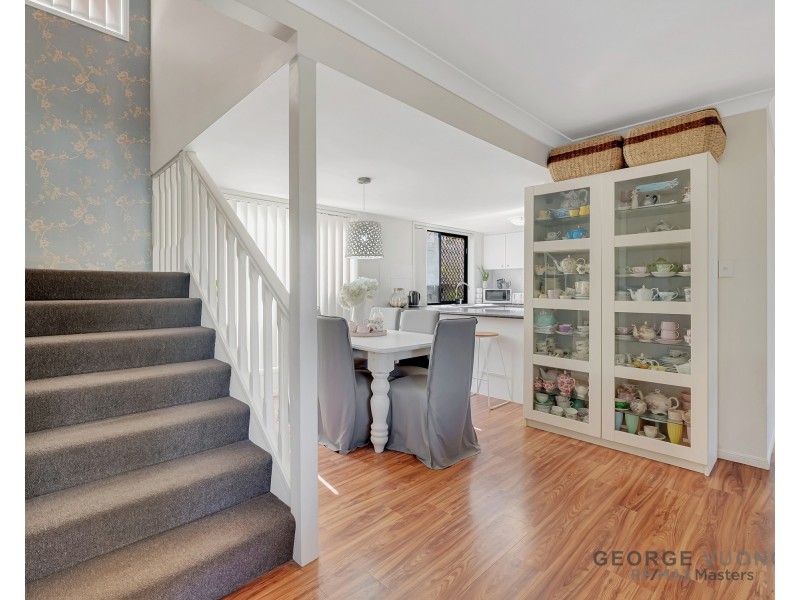 25 Mawson Pl, Forest Lake QLD 4078