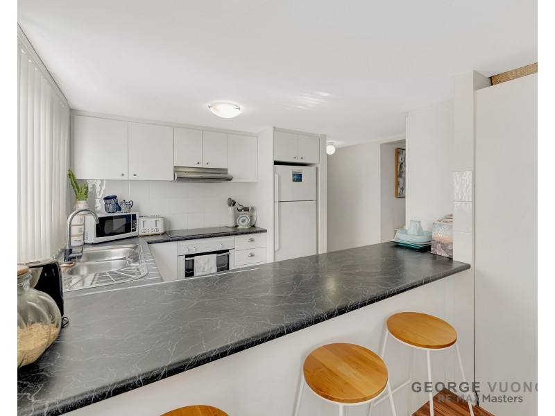 25 Mawson Pl, Forest Lake QLD 4078