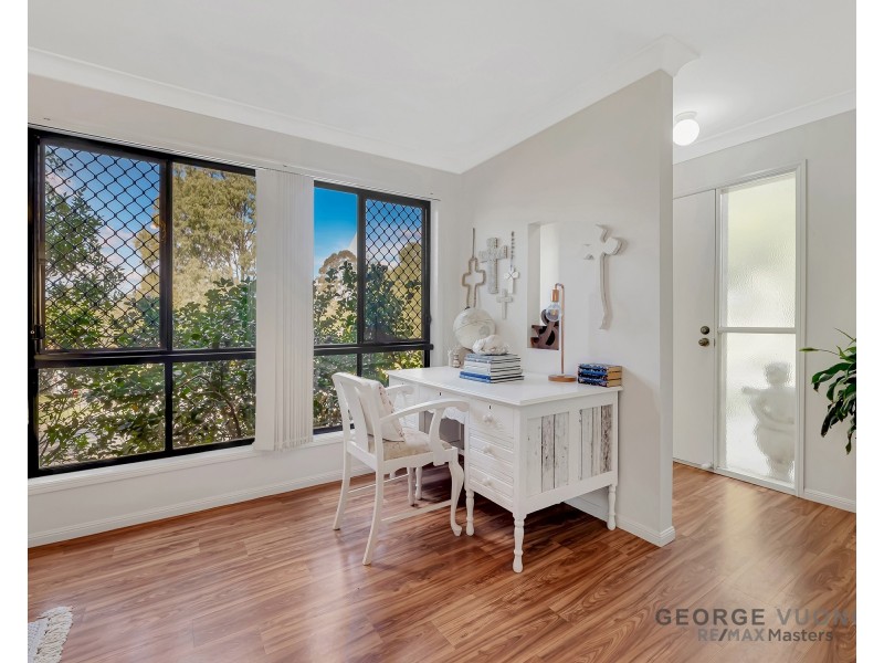 25 Mawson Pl, Forest Lake QLD 4078