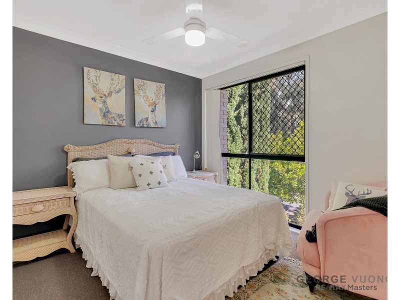 25 Mawson Pl, Forest Lake QLD 4078