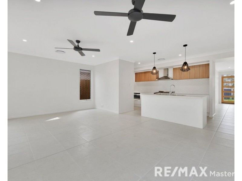 58 Trivior Street, Pallara QLD 4110