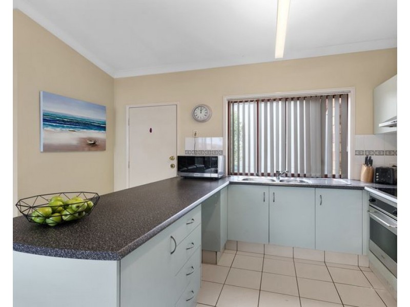 20 Harrision Cr, Forest Lake QLD 4078