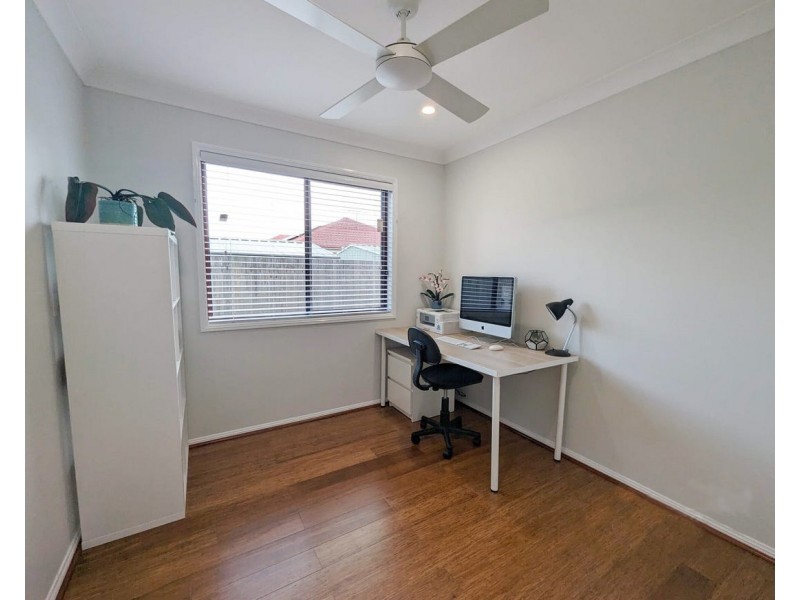 20 Harrision Cr, Forest Lake QLD 4078