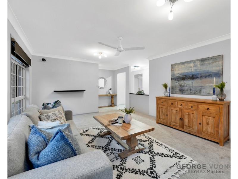 21 Cook St, Forest Lake QLD 4078