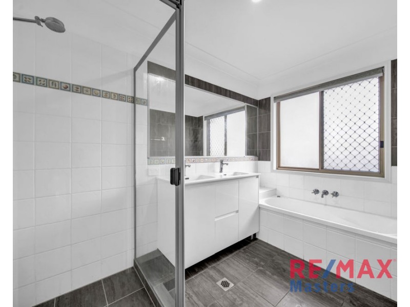 2 Brendan Way, Victoria Point QLD 4165
