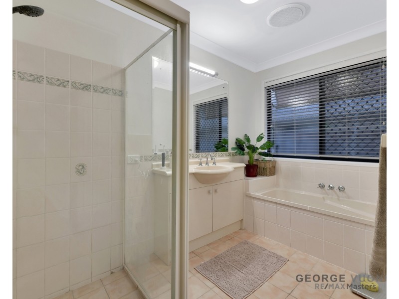 53 Clarendon Cct, Forest Lake QLD 4078