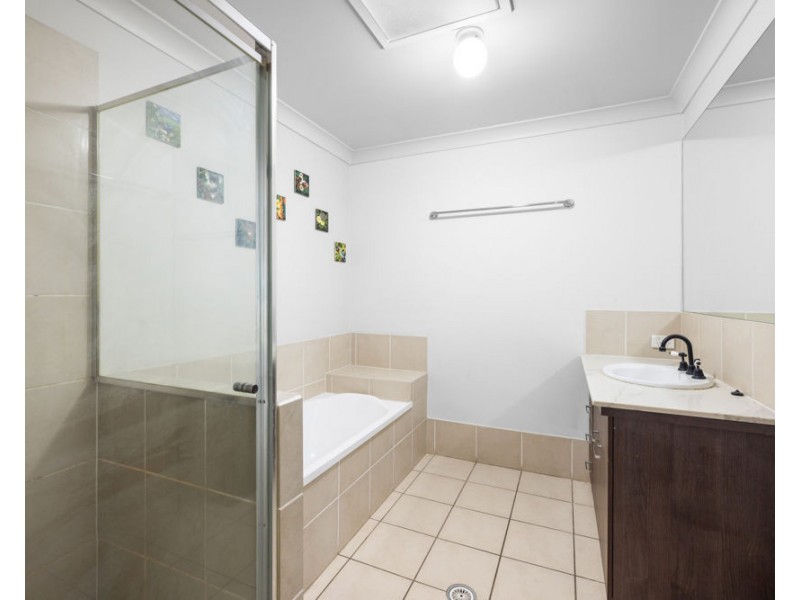 38 MAPELTON CCT, Parkinson QLD 4115