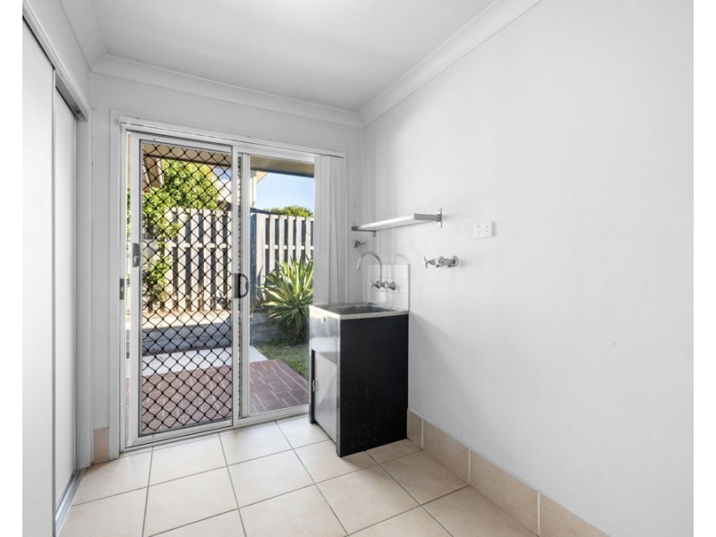 38 MAPELTON CCT, Parkinson QLD 4115