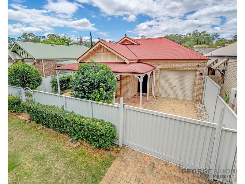 26 Glasshouse Cr, Forest Lake QLD 4078