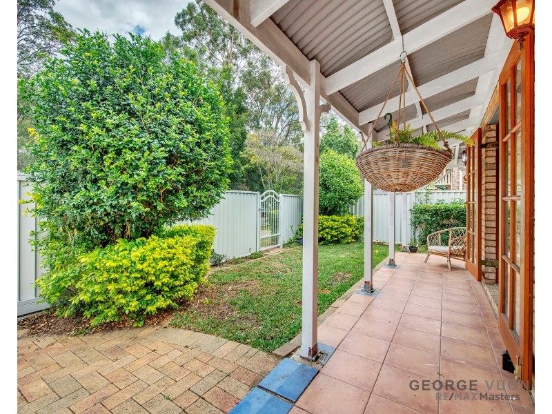 26 Glasshouse Cr, Forest Lake QLD 4078