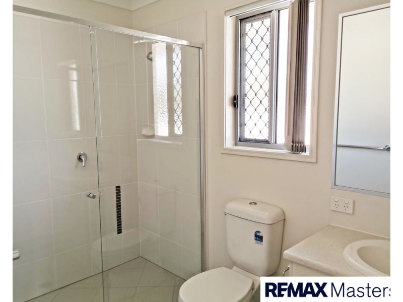 12A Sunrise Ct, Loganlea QLD 4131