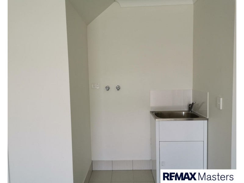 12A Sunrise Ct, Loganlea QLD 4131