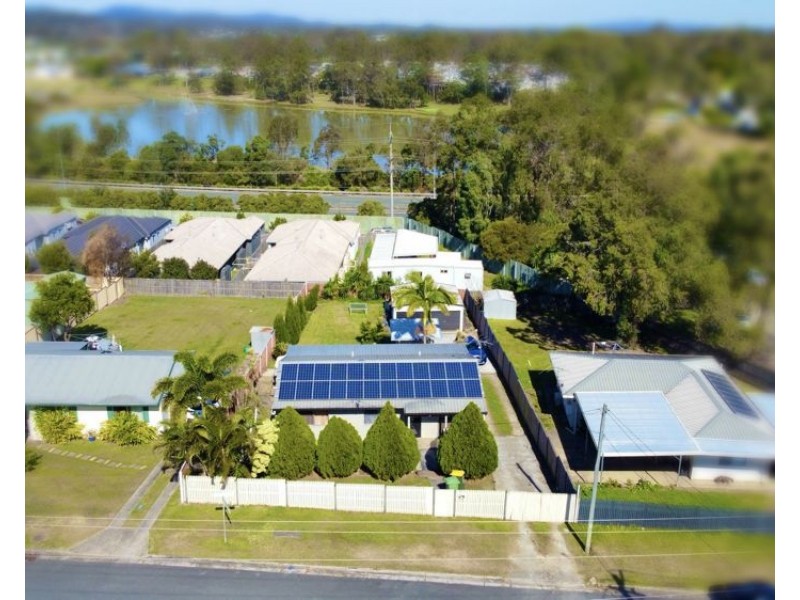 24 Clarendon Avenue, Bethania QLD 4205