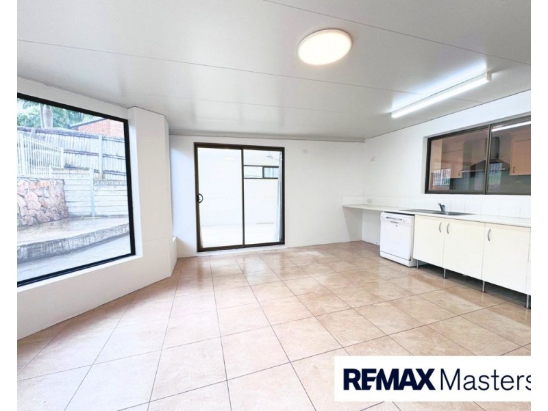 2 Seers Court, Shailer Park QLD 4128