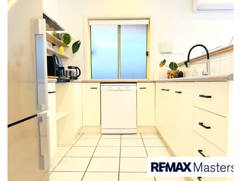 4 Ripponlea Court, Forest Lake QLD 4078