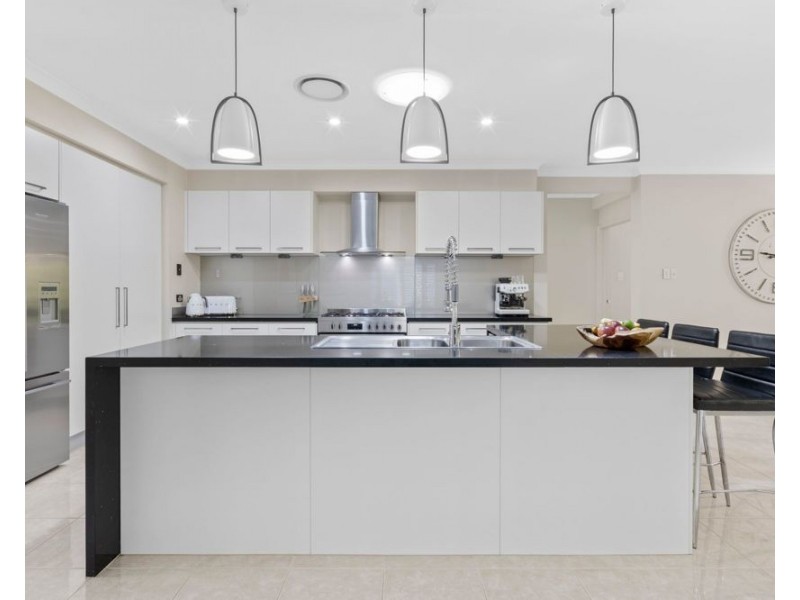 29 ACACIA STREET, Heathwood QLD 4110