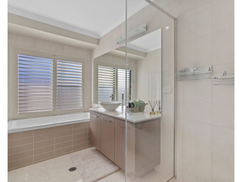 29 ACACIA STREET, Heathwood QLD 4110