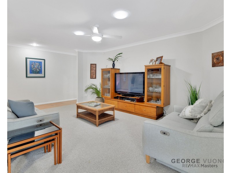 10 Boudin Pl, Forest Lake QLD 4078