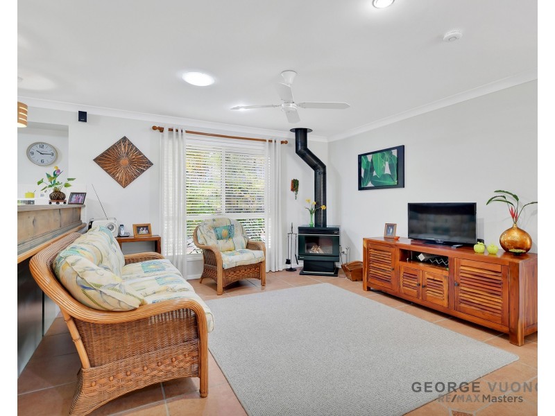 10 Boudin Pl, Forest Lake QLD 4078